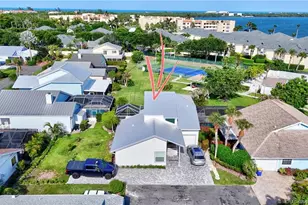 4061 NE Breakwater Dr, Jensen Beach, FL 34957 - Photo 6