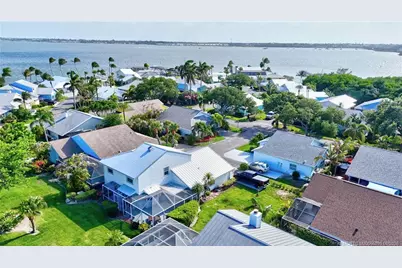 4061 NE Breakwater Drive, Jensen Beach, FL 34957 - Photo 40