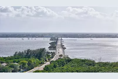4061 NE Breakwater Drive, Jensen Beach, FL 34957 - Photo 30