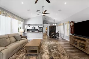 4355 SW Oakhaven Ln, Palm City, FL 34990 - Photo 10