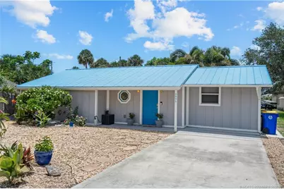 2495 NE Hickory Avenue, Jensen Beach, FL 34957 - Photo 38