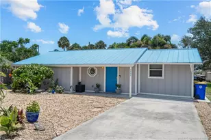2495 NE Hickory Ave, Jensen Beach, FL 34957 - Photo 38