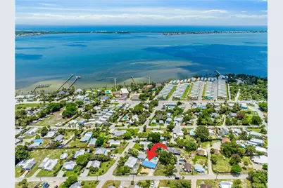 2495 NE Hickory Avenue, Jensen Beach, FL 34957 - Photo 48
