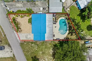 2495 NE Hickory Ave, Jensen Beach, FL 34957 - Photo 4