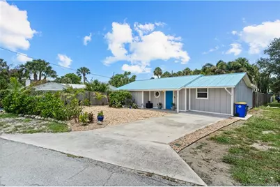 2495 NE Hickory Avenue, Jensen Beach, FL 34957 - Photo 34