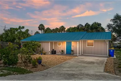2495 NE Hickory Avenue, Jensen Beach, FL 34957 - Photo 8