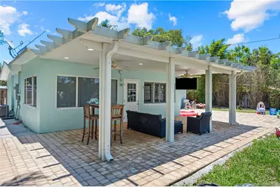 520 SE Dolphin Drive, Stuart, FL 34996 - Photo 28