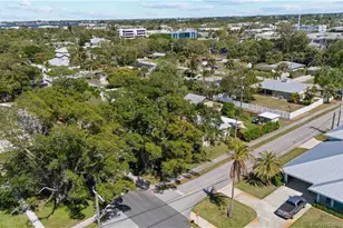 523 SE Dolphin Dr, Stuart, FL 34996 - Photo 52