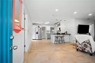 523 SE Dolphin Dr, Stuart, FL 34996 - Photo 12