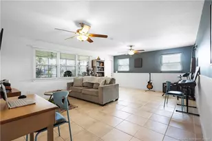 523 SE Dolphin Dr, Stuart, FL 34996 - Photo 36