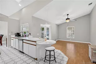 2510 SW Fair Isle Rd, Port Saint Lucie, FL 34987 - Photo 10