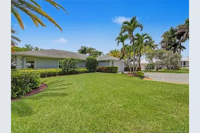 1910 NW Cove Circle, Stuart, FL 34994 - Photo 10