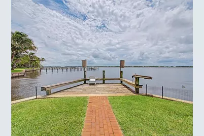 1910 NW Cove Circle, Stuart, FL 34994 - Photo 18