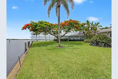1910 NW Cove Circle, Stuart, FL 34994 - Photo 14