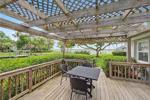 1910 NW Cove Cir, Stuart, FL 34994 - Photo 12