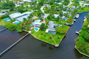 1910 NW Cove Cir, Stuart, FL 34994 - Photo 1