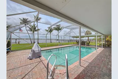 1910 NW Cove Circle, Stuart, FL 34994 - Photo 22