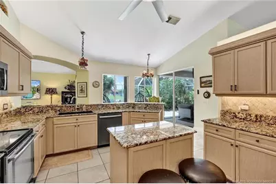 460 NE Cornwall Ave Avenue, Port Saint Lucie, FL 34983 - Photo 12