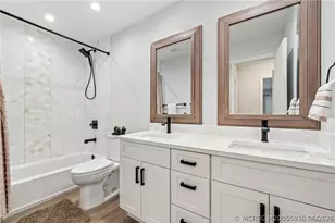 164 SE Crestwood Cir, Stuart, FL 34997 - Photo 20