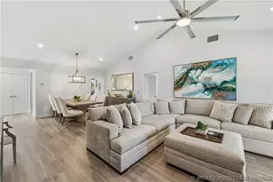 164 SE Crestwood Cir, Stuart, FL 34997 - Photo 6