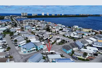 944 Nettles Boulevard, Jensen Beach, FL 34957 - Photo 22