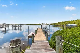 1007 SE Kitching Cove Ln, Port Saint Lucie, FL 34952 - Photo 42