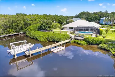 1007 SE Kitching Cove Lane, Port Saint Lucie, FL 34952 - Photo 2