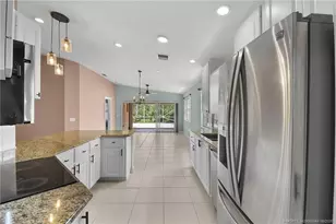 8693 SE Retreat Dr, Hobe Sound, FL 33455 - Photo 18