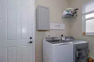 391 NW Sheffield Cir, Port Saint Lucie, FL 34983 - Photo 16