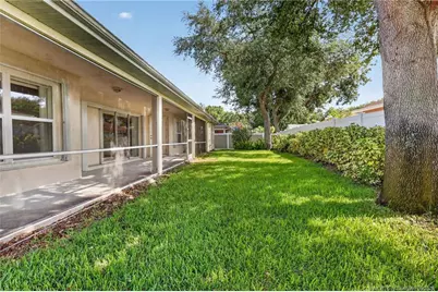 8253 Sandpine Circle, Port Saint Lucie, FL 34952 - Photo 44