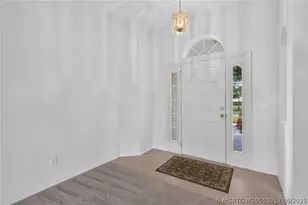8253 Sand Pine Cir, Port Saint Lucie, FL 34952 - Photo 6