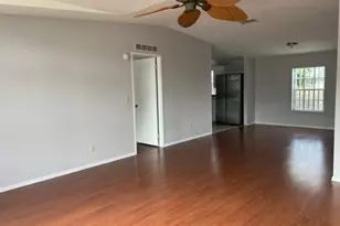 4361 1st Ct, Lantana, FL 33462 - Photo 8