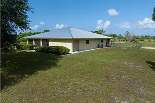 8200 SW Springhaven Ave, Indiantown, FL 34956 - Photo 14