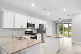 10214 SW Captiva Dr, Port Saint Lucie, FL 34987 - Photo 26