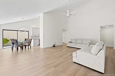 264 E River Park Drive, Jupiter, FL 33477 - Photo 6
