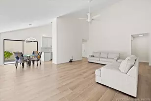 264 E River Park Dr, Jupiter, FL 33477 - Photo 6