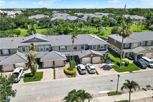 2977 SE Lexington Lakes Dr, Stuart, FL 34994 - Photo 4