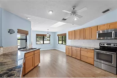 507 NE Silver Oak Terrace, Jensen Beach, FL 34957 - Photo 16