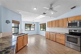 507 NE Silver Oak Terrace, Jensen Beach, FL 34957 - Photo 16