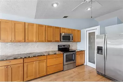 507 NE Silver Oak Terrace, Jensen Beach, FL 34957 - Photo 12