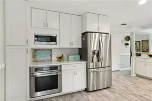 330 SE Southwood Trail, Stuart, FL 34997 - Photo 16