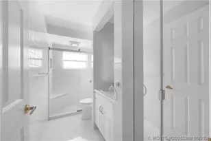 1670 SE Madison St, Stuart, FL 34997 - Photo 18