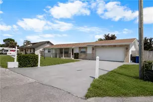 1670 SE Madison St, Stuart, FL 34997 - Photo 26