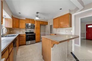 1670 SE Madison St, Stuart, FL 34997 - Photo 10