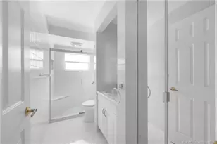 1670 SE Madison St, Stuart, FL 34997 - Photo 18