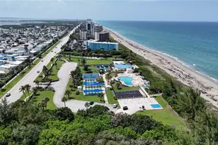 10725 S Ocean Dr, Jensen Beach, FL 34957 - Photo 38