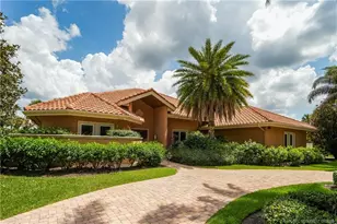 11670 SE Plandome Dr, Hobe Sound, FL 33455 - Photo 2