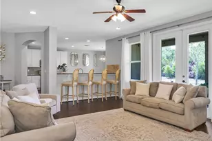 697 SW Sun Cir, Palm City, FL 34990 - Photo 4