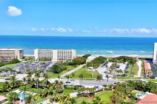 10310 S Ocean Dr, Jensen Beach, FL 34957 - Photo 40