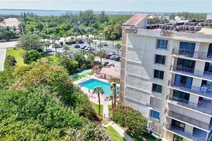 10310 S Ocean Dr, Jensen Beach, FL 34957 - Photo 48